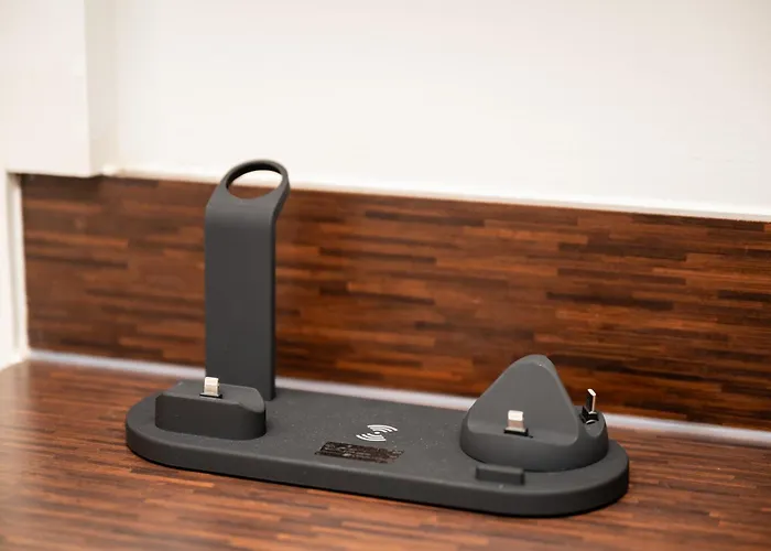 Apartment The Waterside Retreat At Montague - Centre - Riverside Living - Views - Sleeps 3 - Balcony - Free Wi-fi *